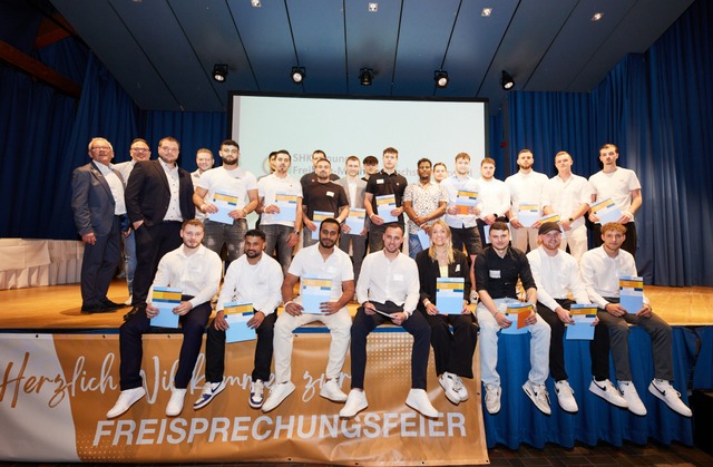 Die Absolventen der Ausbildung in Sanitär-, Heizungs- und Klimatechnik | Foto: Kai Wudtke Die Absolventen der Ausbildung in Sanitär-, Heizungs- und Klimatechnik | Foto: Kai Wudtke