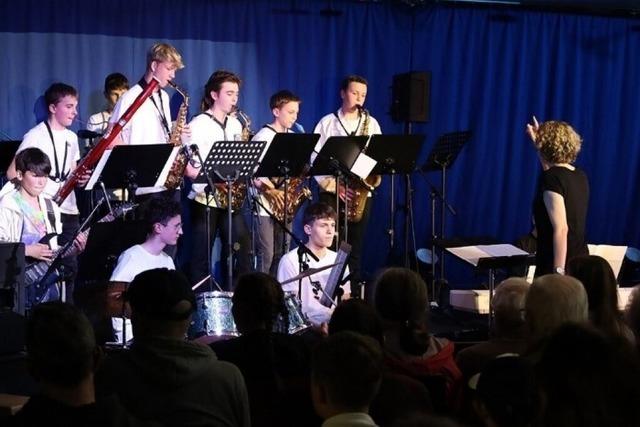 "Musik macht Schule": Marie-Curie-Gymnasium Kirchzarten ldt auf 31. Mai zu Variet und Konzert ein