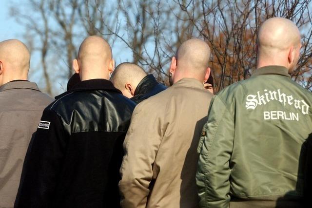 Mutmaliche rechte Terrorzelle: Junge Mnner festgenommen