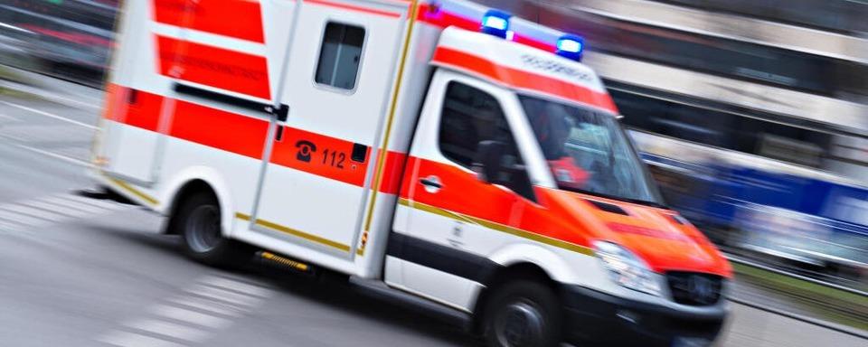 Auto fliegt wegen unangepasster Geschwindigkeit auf der K 9992 aus der Kurve