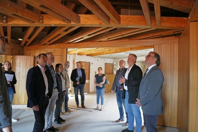 Mediathek und Kita: Regierungsprsident Carsten Gabbert besichtigt aktuelle Projekte in Ettenheim