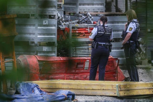 Drei Tote nach Gondelabsturz in Horb am Neckar– Gedenken am Unglcksort