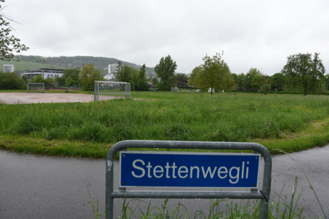 Weniger Geflchtete im Landkreis - Umstrittene Unterkunft in Lrrach wird vorerst nicht gebaut