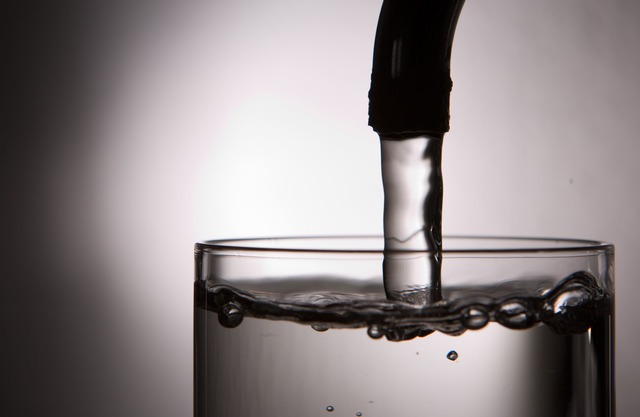 Bedroht Ewigkeitschemikalie Trifluoracetat (TFA) unser Trinkwasser?  | Foto: Lukas Schulze/dpa