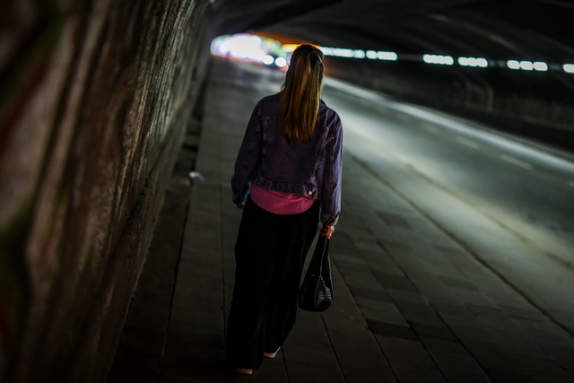 Auch die Fahrerinnen k&ouml;nnen einst...;lich Anfragen von Frauen zu erhalten.  | Foto: Christoph Reichwein/dpa