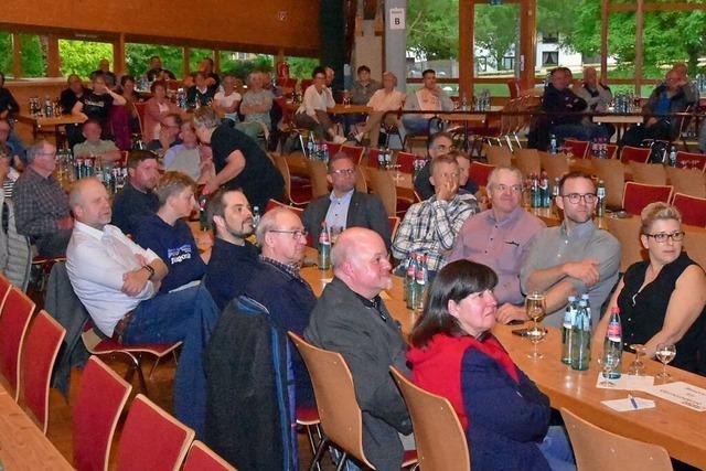 Einwohnerversammlung: Hchenschwand bekommt schnelles Internet