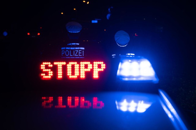 Auf die Aufforderung "Stopp Poliz...giert, teilt das Säckinger Revier mit. | Foto: Marijan Murat (dpa) Auf die Aufforderung "Stopp Poliz...giert, teilt das Säckinger Revier mit. | Foto: Marijan Murat (dpa)