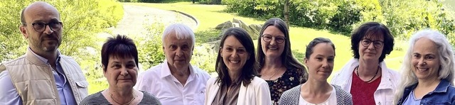 Bei der Spendenübergabe an die Krebsbe...Leiterin Janine Lebrecht und ihr Team. | Foto: Ortenau-Klinikum Bei der Spendenübergabe an die Krebsbe...Leiterin Janine Lebrecht und ihr Team. | Foto: Ortenau-Klinikum