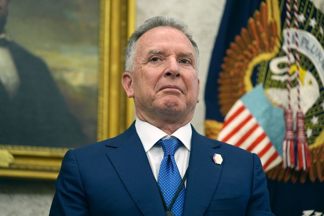 Steve Witkoff ist der Sondergesandte f...handelt f&uuml;r die USA. (Archivbild)  | Foto: Evan Vucci/AP/dpa