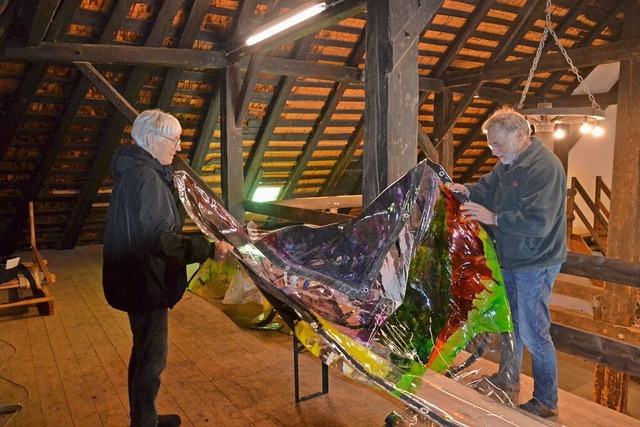 Noch haben Heidrun Huying und Jochim L... für die Veranstaltungen herzurichten. | Foto: Christiane Sahli Noch haben Heidrun Huying und Jochim L... für die Veranstaltungen herzurichten. | Foto: Christiane Sahli
