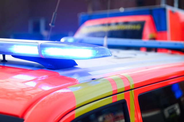 Der Rettungsdienst brachte den älteren Mann ins Krankenhaus. (Symbolfoto) | Foto: Julian Stratenschulte Der Rettungsdienst brachte den älteren Mann ins Krankenhaus. (Symbolfoto) | Foto: Julian Stratenschulte