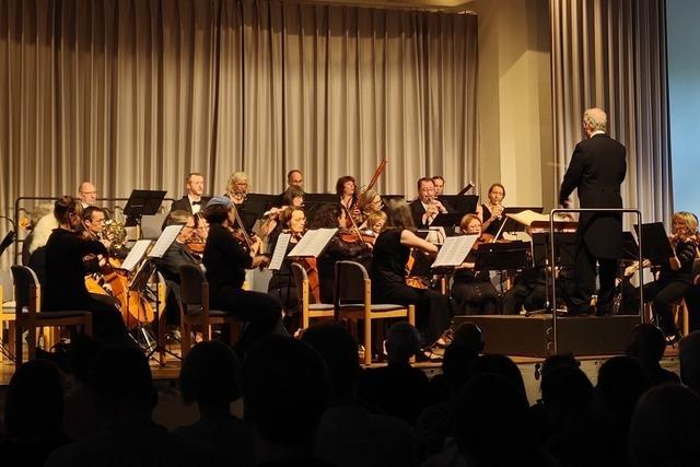 Sinfonieorchester Emmendingen spielt Emilie Mayers Overtre und weckt die Neugier