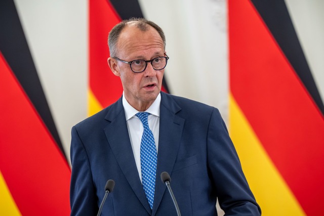 Kanzler Merz telefonierte erstmals sei... dem chinesischen Präsidenten Xi. | Foto: Michael Kappeler/dpa Kanzler Merz telefonierte erstmals sei... dem chinesischen Präsidenten Xi. | Foto: Michael Kappeler/dpa
