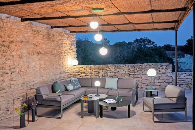 Robust und schn: Terrassenmbel bei Bhler Einrichtungen  | Foto: Bhler Einrichtungen