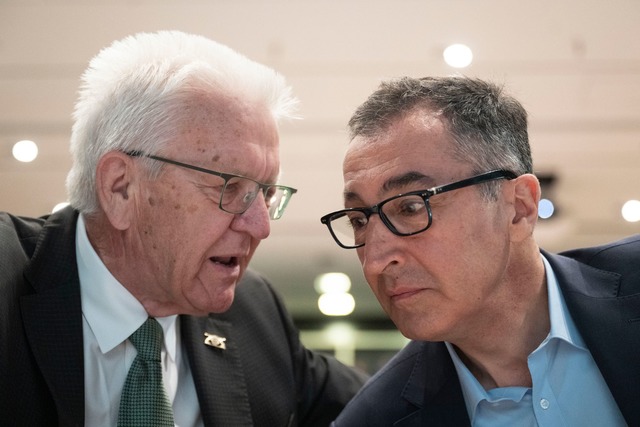 Der Ministerpr&auml;sident und sein Na...n&auml;chste Landtagswahl gek&uuml;rt.  | Foto: Marijan Murat/dpa
