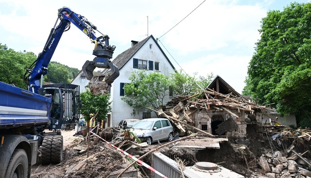 Die Sch&auml;den in der Gemeinde Ruder...hwasser waren gro&szlig;. (Archivbild)  | Foto: Bernd Wei&szlig;brod/dpa