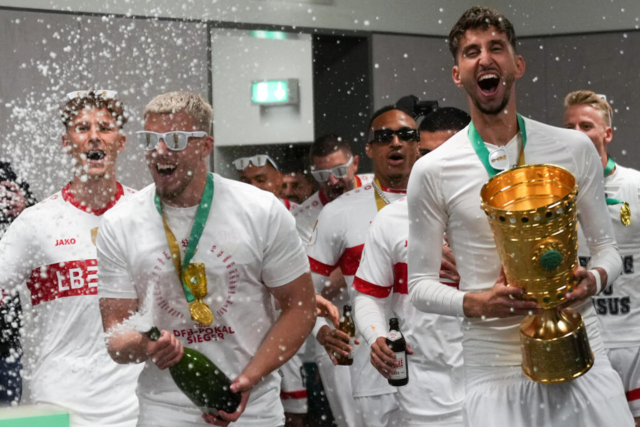 Lange Party-Nacht: So feiert der VfB Stuttgart den DFB-Pokalsieg