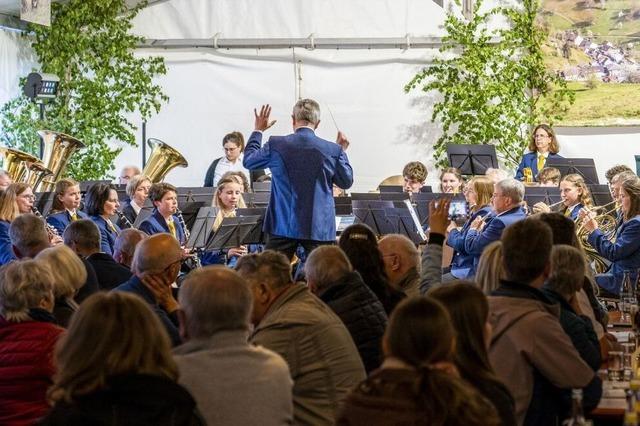 Dreitägiges Fest: Lob in den höchsten Tönen für die Feuerwehrmusik Mambach
