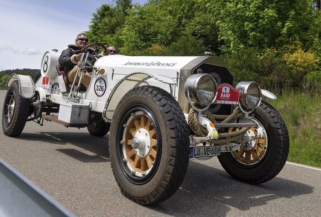 Ein American LaFrance, ein wahrer Traktor mit auenliegendem Kettenantrieb   | Foto: Wolfgang Scheu