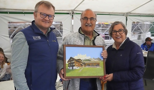 Andreas Schmid vom Alpenverein Offenbu...uses Rämsenberg Max und Claudia Gisler | Foto: Alpenverein Offenburg Andreas Schmid vom Alpenverein Offenbu...uses Rämsenberg Max und Claudia Gisler | Foto: Alpenverein Offenburg