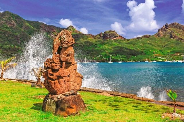 Beeindruckend: die Landschaft und kulturelle Zeugnisse auf den Marquesas-Inseln | Foto: SCStock (stock.adobe.com) Beeindruckend: die Landschaft und kulturelle Zeugnisse auf den Marquesas-Inseln | Foto: SCStock (stock.adobe.com)