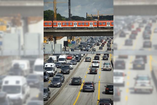 Deutsche pendeln etwas seltener mit dem Auto