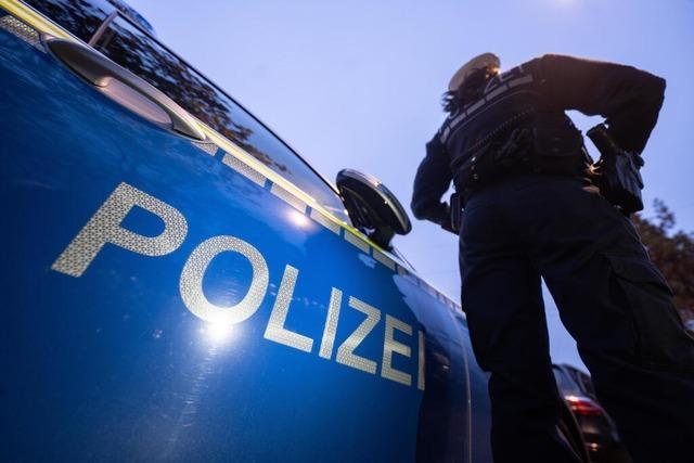 Polizei stoppt Sportwagen-Kolonne auf der L126 bei Horben