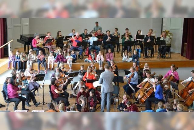 Dvoraks 9. Sinfonie verzaubert die Kinder in Hinterzarten