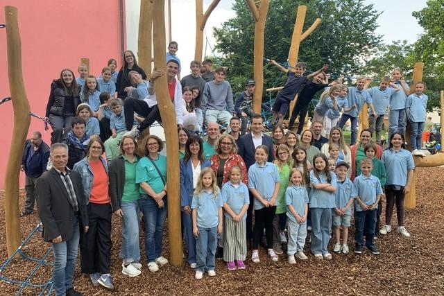 Merdingen eröffnet neuen Mehrgenerationen-Spielplatz an der Hermann-Brommer-Schule