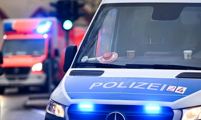 Der Junge starb noch an der Unfallstelle. (Symbolbild)  | Foto: Jens Kalaene/dpa
