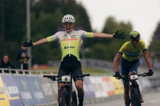 Mountainbiker Paul Schehl schnappt sich in der U23 seinen ersten Weltcupsieg