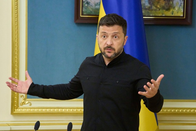 Selenskyj geht von einer russischen Sommeroffensive aus. (Archivbild)  | Foto: Efrem Lukatsky/AP/dpa