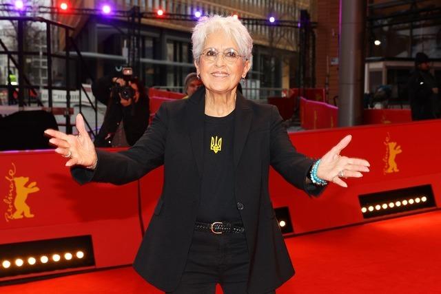 Joan Baez: Unfall mit Tesla war 