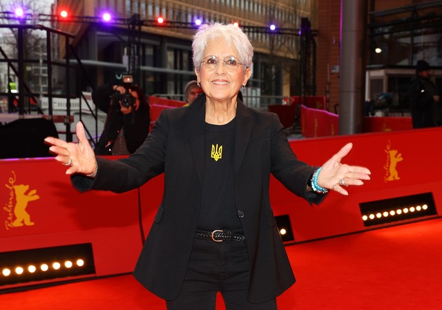 Die US-Sängerin Joan Baez. (Foto: Archiv) | Foto: Jörg Carstensen/dpa Die US-Sängerin Joan Baez. (Foto: Archiv) | Foto: Jörg Carstensen/dpa