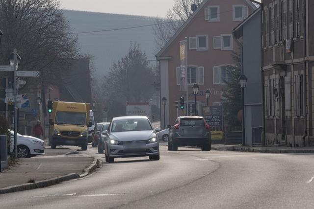 Autofahrer flchtet nach Auffahrunfall in Hgelheim