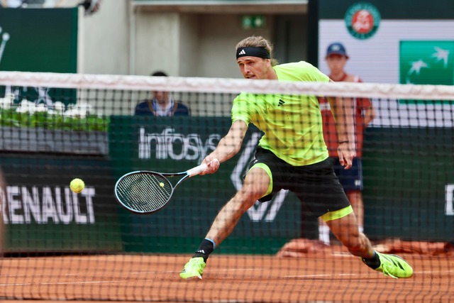 Steht in Paris in der zweiten Runde: Alexander Zverev.  | Foto: Frank Molter/dpa