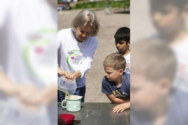 Kinder entdecken die Natur an der Wutach