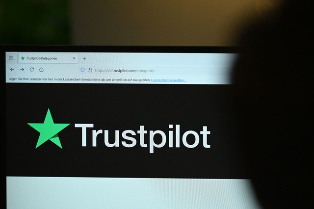 Die Wettbewerbszentrale wirft Trustpil...ührende Angaben vor. (Symbolbild) | Foto: David Hammersen/dpa Die Wettbewerbszentrale wirft Trustpil...ührende Angaben vor. (Symbolbild) | Foto: David Hammersen/dpa