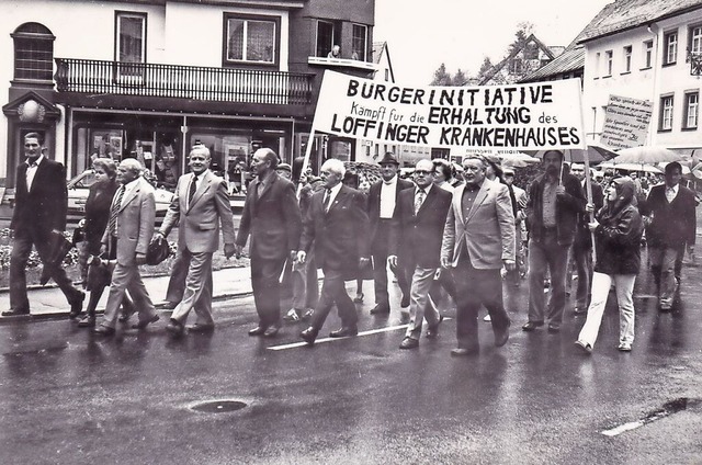 Zum Politikum wurde die Schließung des...ten an ein Krankenhausbett vorausging. | Foto: Archiv Waßmer Zum Politikum wurde die Schließung des...ten an ein Krankenhausbett vorausging. | Foto: Archiv Waßmer