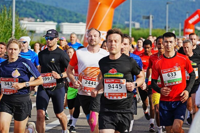 Fotos: B2-Run Freiburg 2025 - der Firmenlauf rund ums Stadion