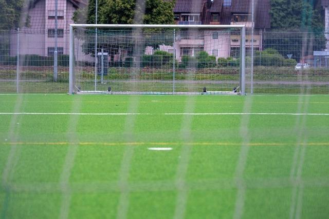 Fußballclub feiert Bolzplatz-Eröffnung bei Kollnauer Freibad