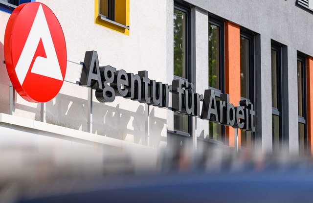 Die Zahl der Arbeitslosen ist im Mai n...szlig;ig leicht gesunken. (Archivbild) | Foto: Patrick Pleul/dpa Die Zahl der Arbeitslosen ist im Mai n...szlig;ig leicht gesunken. (Archivbild) | Foto: Patrick Pleul/dpa