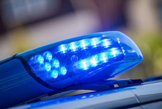 Mehrere Minuten saß das Kind im Auto in der Sonne. (Symbolbild) | Foto: Lino Mirgeler/dpa Mehrere Minuten saß das Kind im Auto in der Sonne. (Symbolbild) | Foto: Lino Mirgeler/dpa