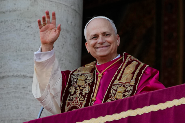 Wie tickt er, der neue Papst? Zwei Biografien aus Baden-Württemberg geben Antworten