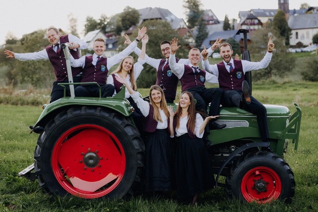 Im Musikverein Waldau sind nur junge K...er von links ist Marcel Spiegelhalter. | Foto: MV Waldau Im Musikverein Waldau sind nur junge K...er von links ist Marcel Spiegelhalter. | Foto: MV Waldau