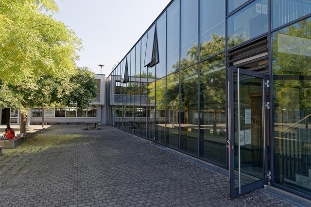 Der Werkrealschule in Wyhl fehlen zwei Klassenzimmer, Container sorgen für mehr Platz