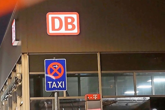 Nach dem nchtlichen Vorfall am Bahnhof Lahr ermittelt die Polizei (Symbolbild).  | Foto: Wolfgang Knstle