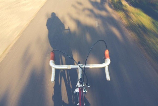 Zeugen nach Pedelec-Unfall in der Bahlinger Straße in Eichstetten gesucht. | Foto: Markus Spiske (unsplash.com) Zeugen nach Pedelec-Unfall in der Bahlinger Straße in Eichstetten gesucht. | Foto: Markus Spiske (unsplash.com)
