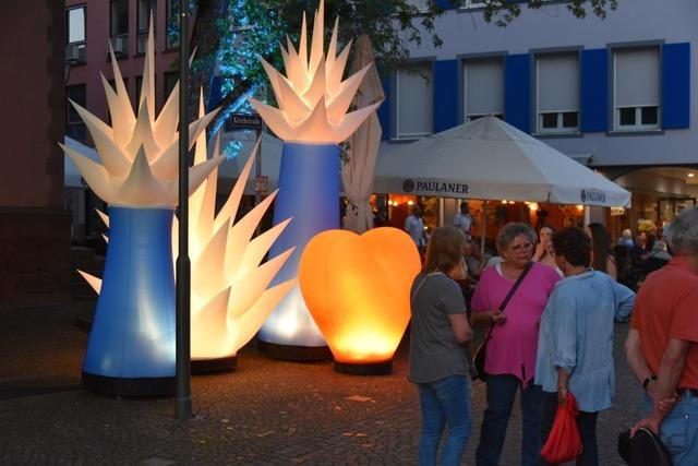 Airlights, Ambiente, Abendstimmung - das war die Emmendinger Einkaufsnacht 2025