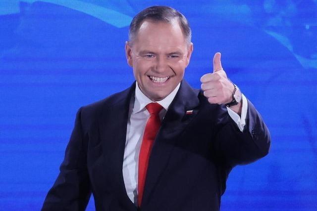 Rechtsruck in Polen: Konservativer Nawrocki wird neuer Präsident